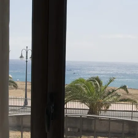Palazzo Reginella Aparthotel Bovalino Marina Kamer foto