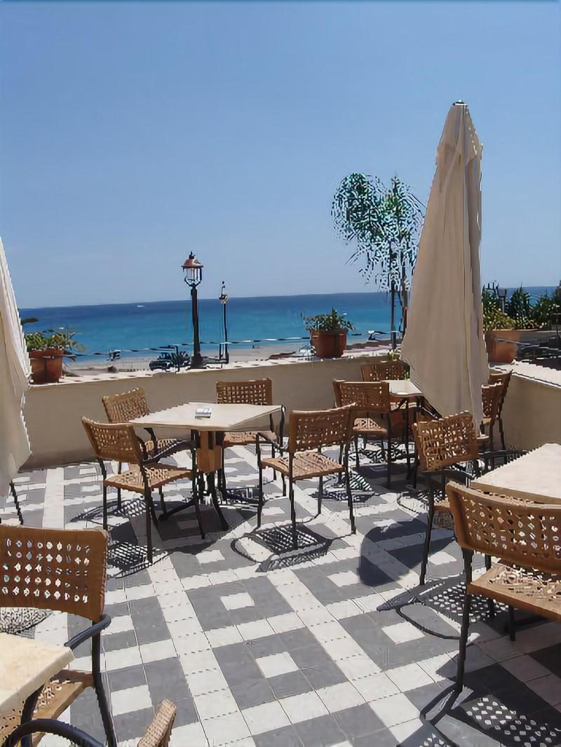 Aparthotel Palazzo Reginella 2*