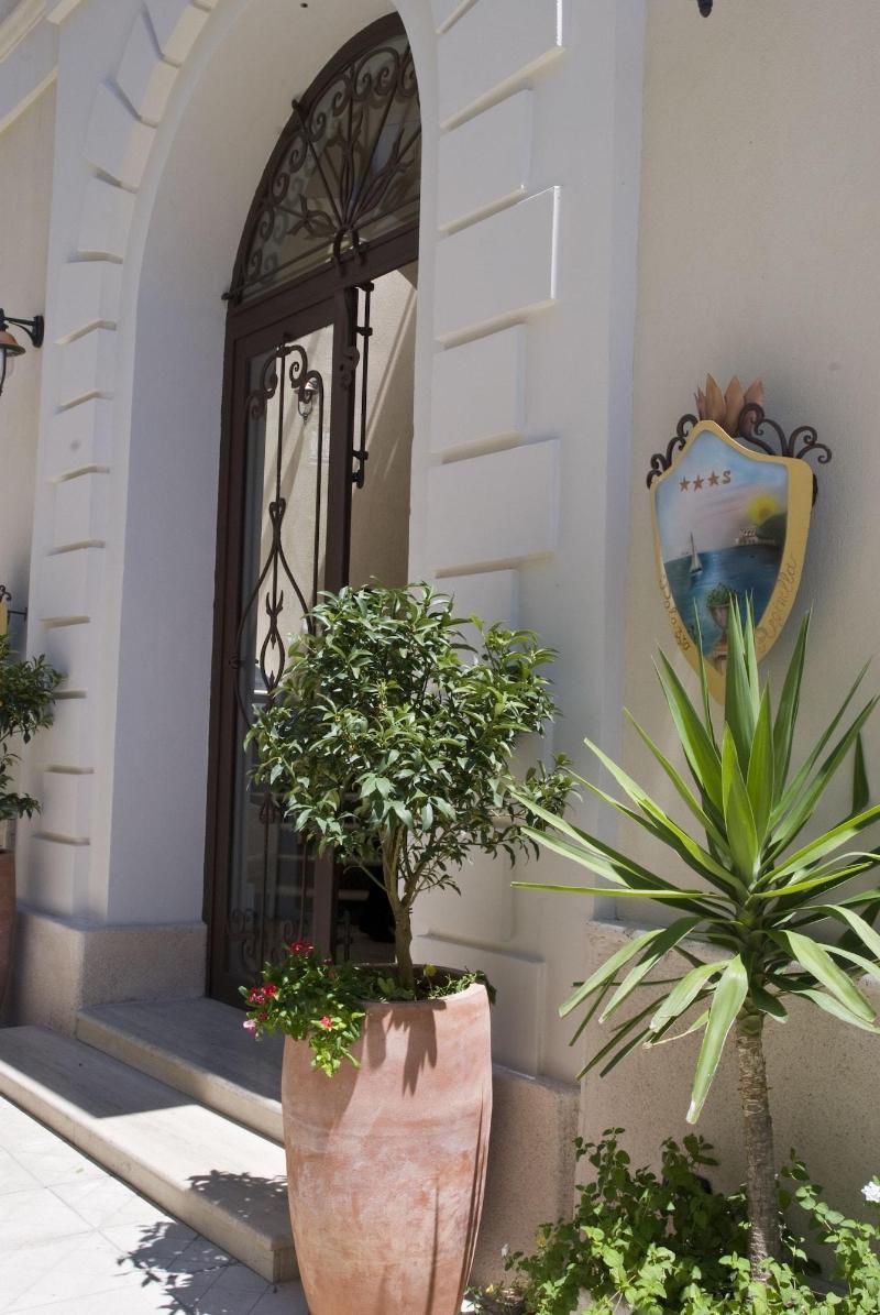 Palazzo Reginella Aparthotel Bovalino Marina
