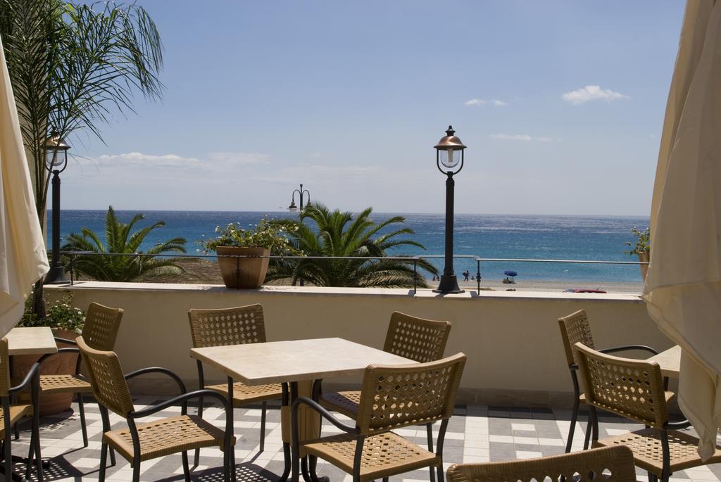 Palazzo Reginella 2* Bovalino Marina