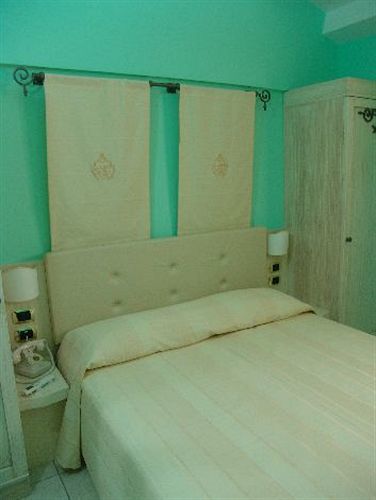 Aparthotel Palazzo Reginella 2*