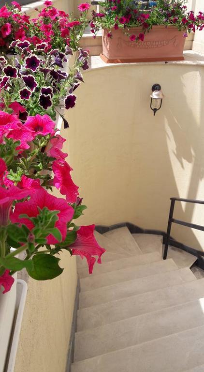 Palazzo Reginella Aparthotel